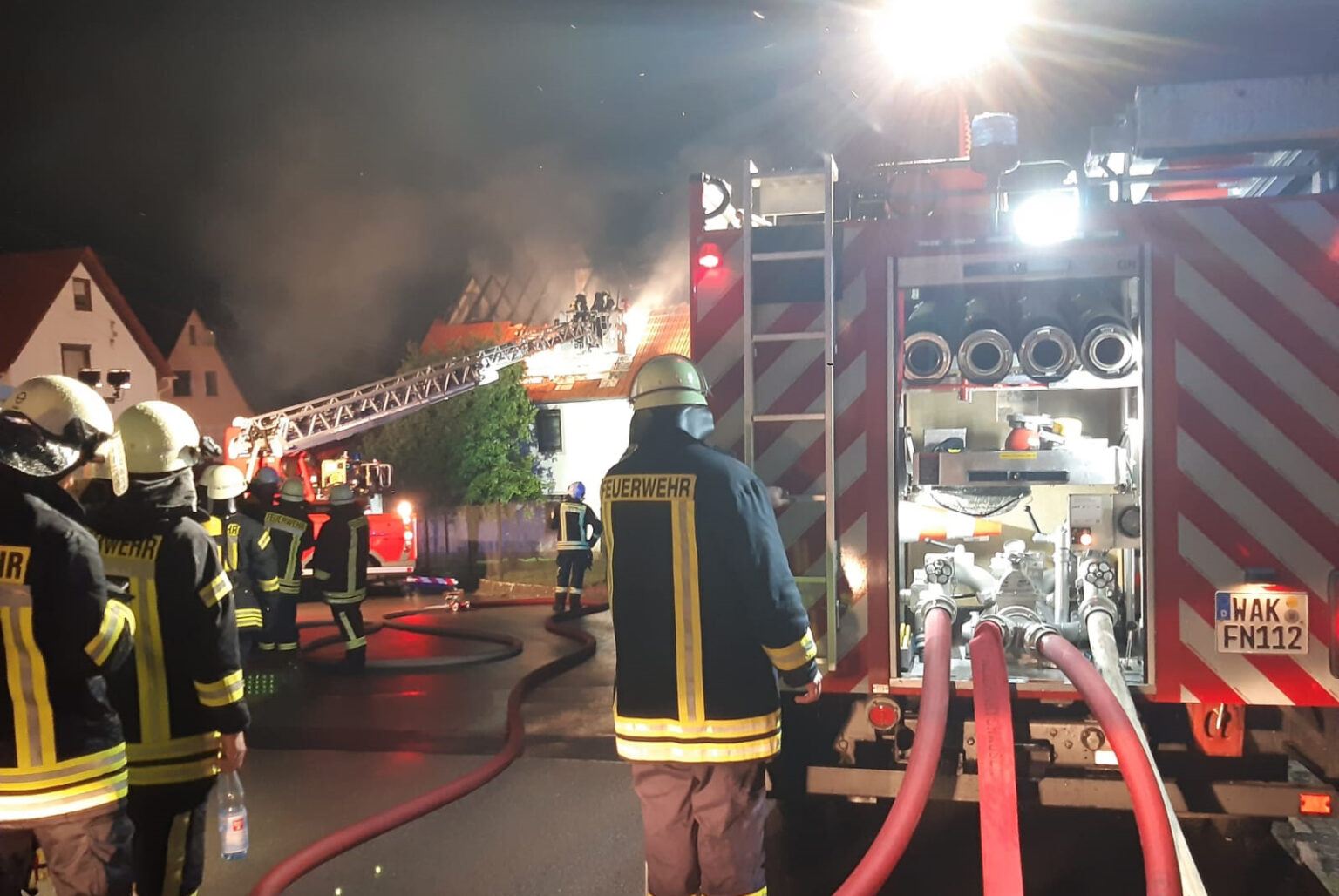 Unwetter fegte über Thüringen: Blitzeinschlag verursacht Dachstuhlbrand