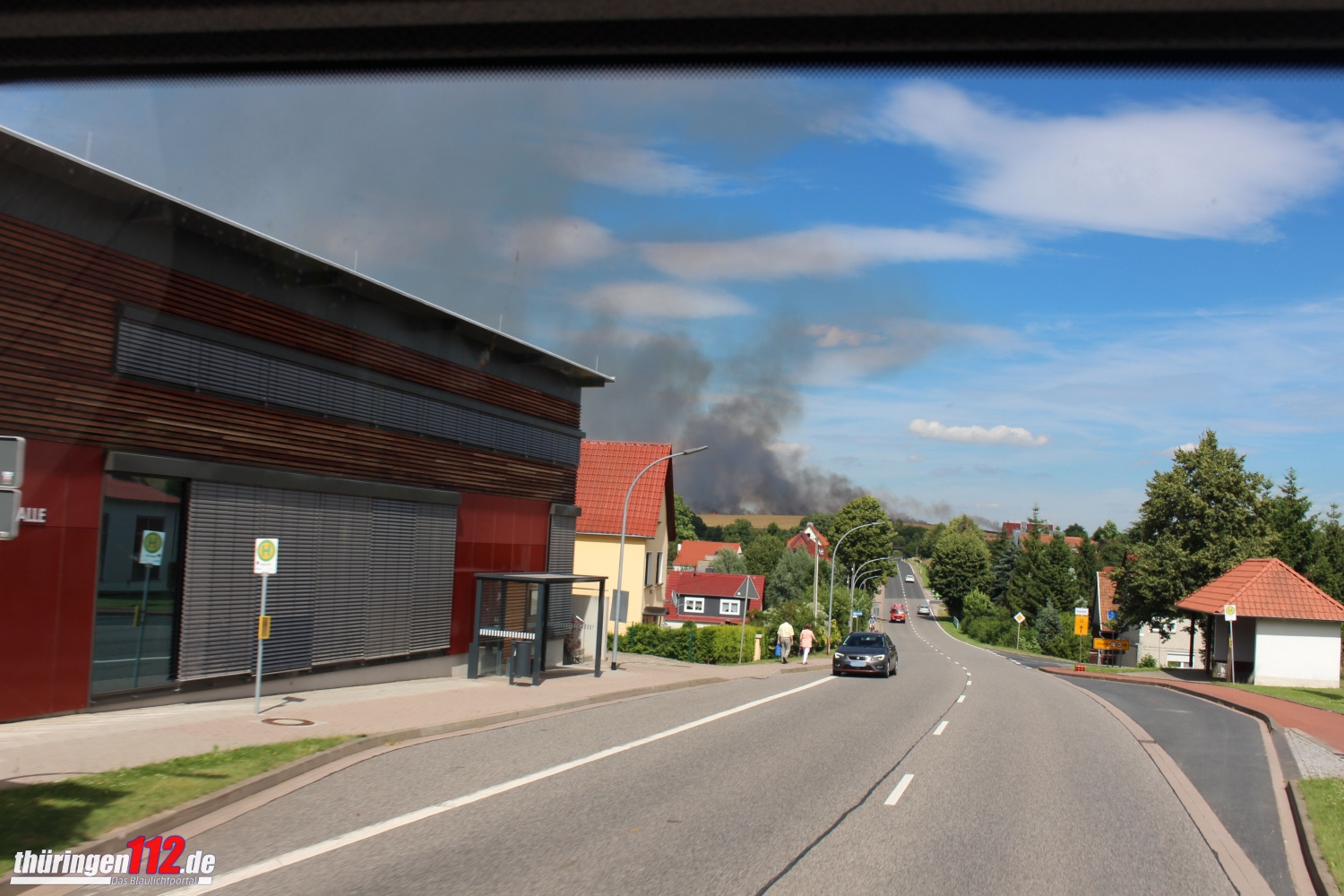 16-07-10 Feldbrand 002 