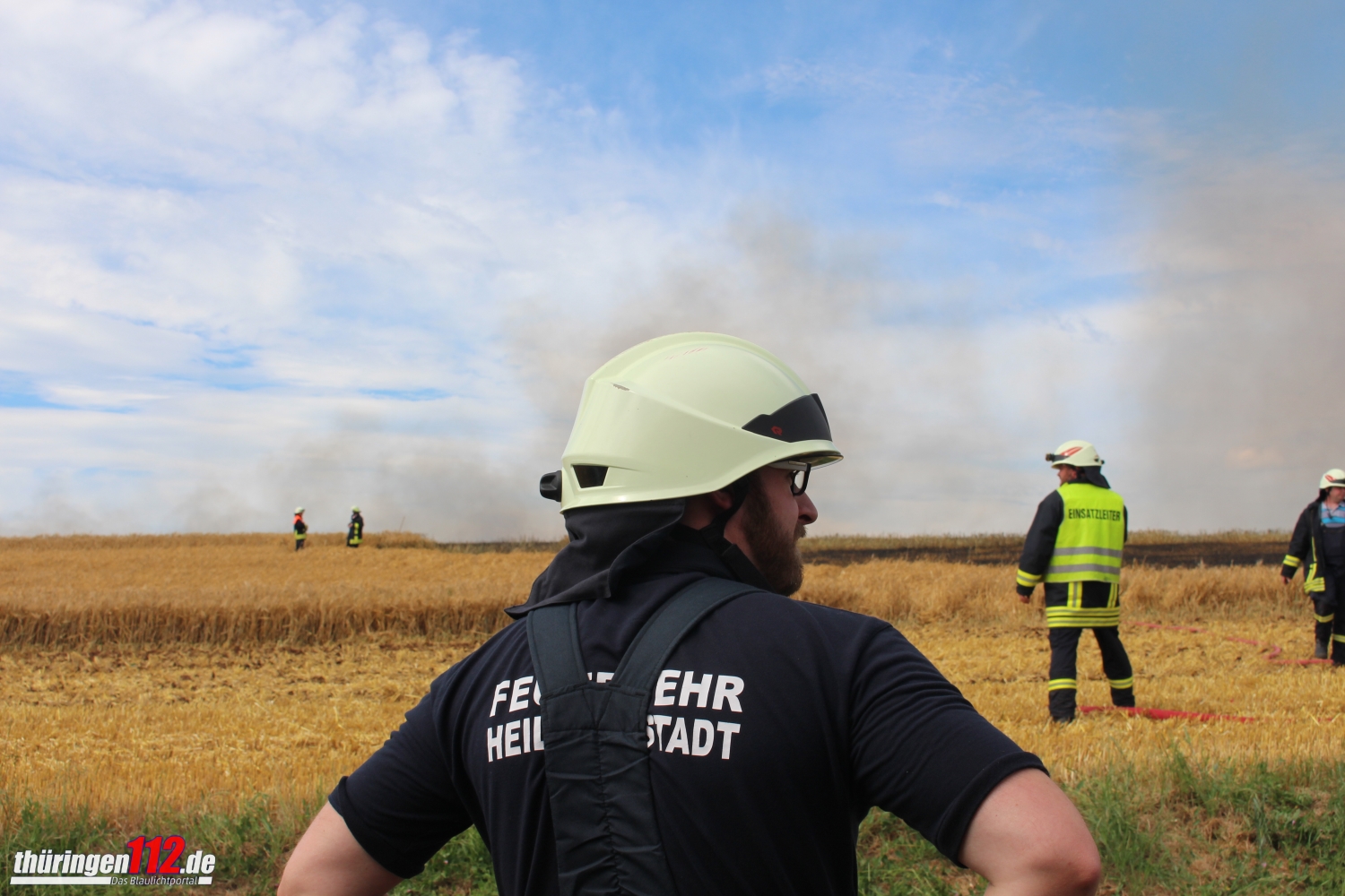 16-07-10 Feldbrand 009 