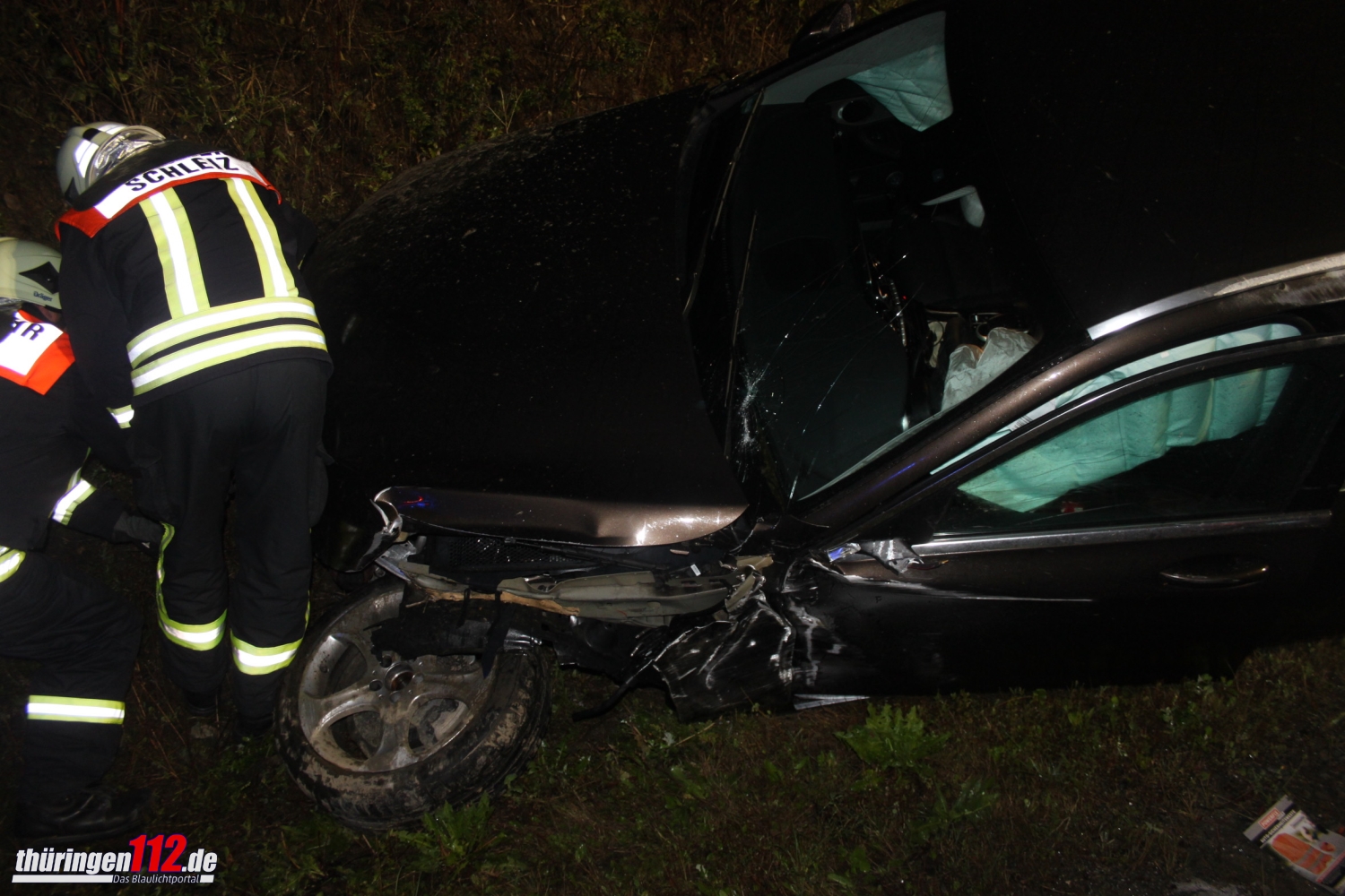 Mehrfacher Überschlag auf A9 bei Schleiz4
