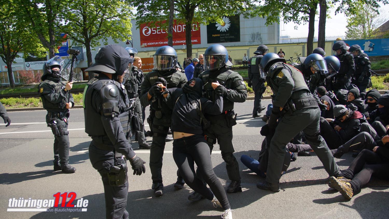 20190501-Erfurt-Sitzblockade