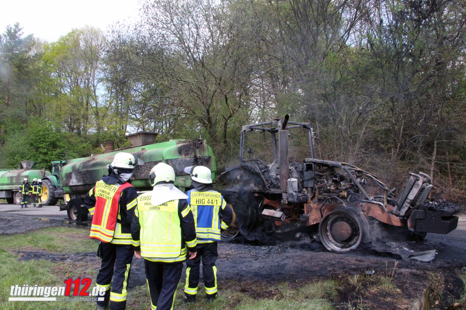 19-05-02 Traktor-Brand Uder 003